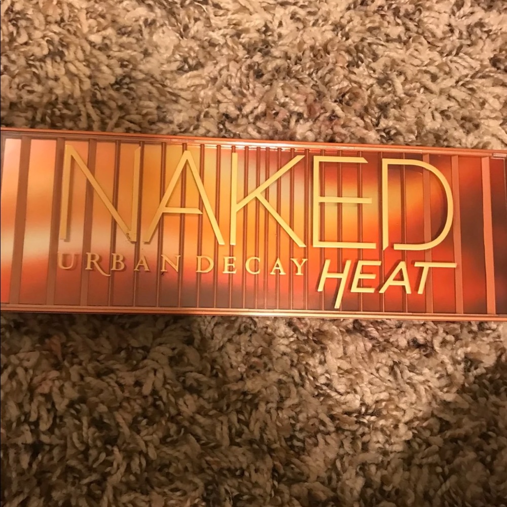 Urban Decay Naked Heat Palette